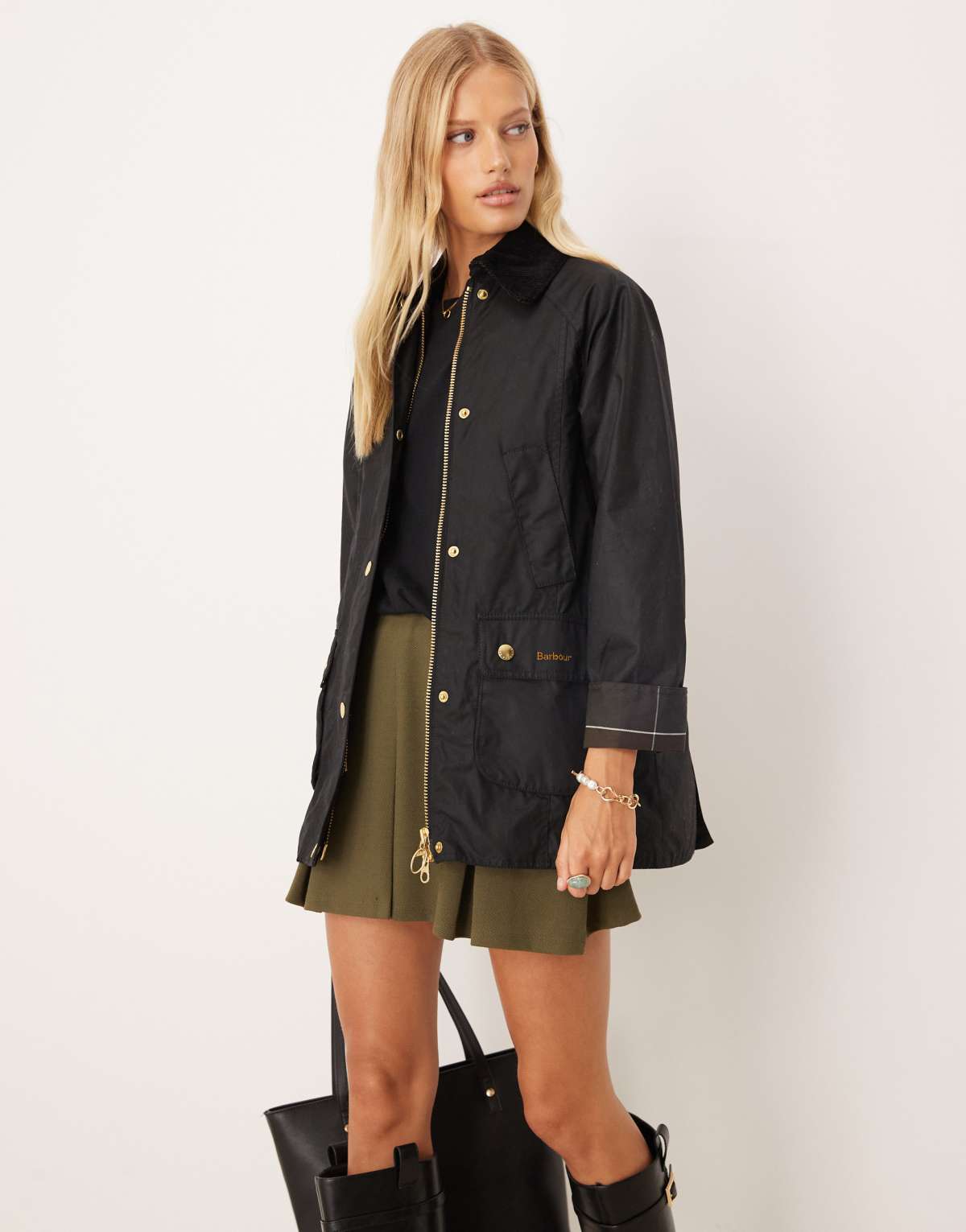 Barbour Modern Beadnell wax jacket in black/classic - BLACK
