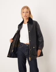 Barbour Modern Beadnell wax jacket in navy/classic