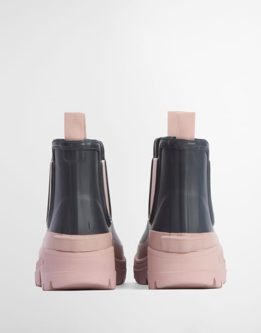 Barbour Nimbus chunky chelsea wellington boots in blue and pink, 3 of 4