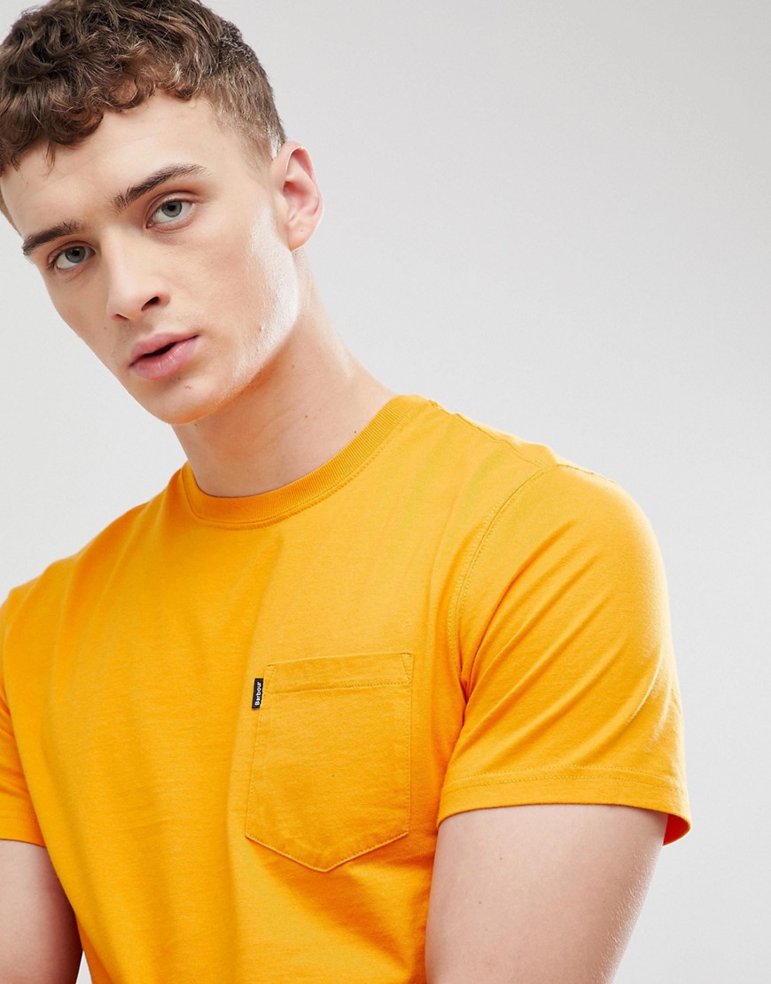 Barbour Orange t-shirt med ficka från Essential