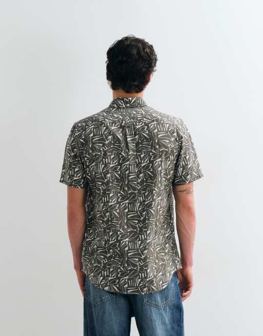 Barbour Orton short sleeve summmer printed shirt in green , 2 of 5