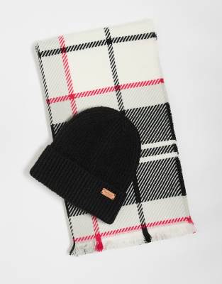 Barbour Pendle beanie & Blair scarf gift set in black multi