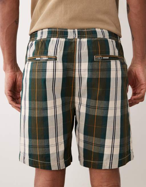 Barbour tartan check relaxed short in green, 4 of 5