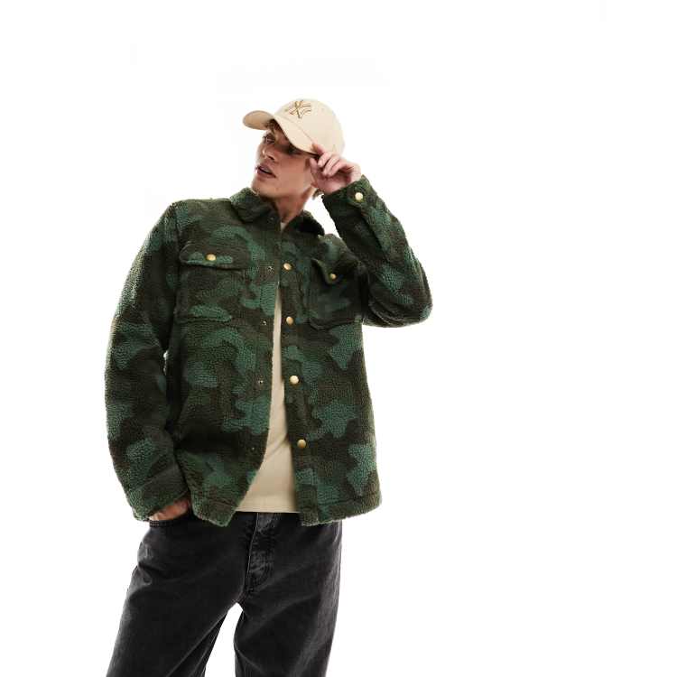 https://images.asos-media.com/products/barbour-x-asos-exclusive-fleece-overshirt-in-camo/205154457-1-camo?$n_750w$&wid=750&hei=750&fit=crop