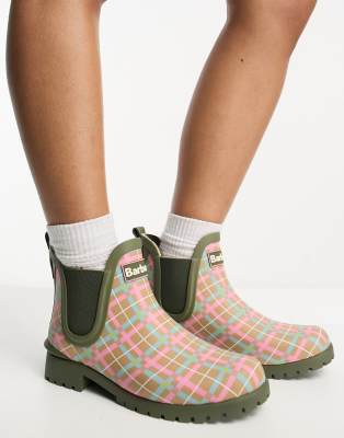 Barbour x ASOS Exclusive - Wilton - Gummistiefel mit grünem Schottenkaro-Bunt