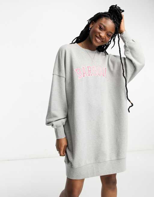 Barbour x ASOS - Vestito felpa grigio oversize con stampa stile college, 3 di 4