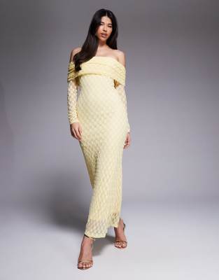 Bardot - Adoni - Schulterfreies Maxikleid aus strukturierter Spitze in Gelb