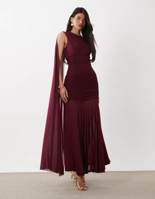 Alverie - Ärmelloses, gerafftes Maxikleid aus Netzstoff in Burgunderrot mit Schaldetail Rot 44