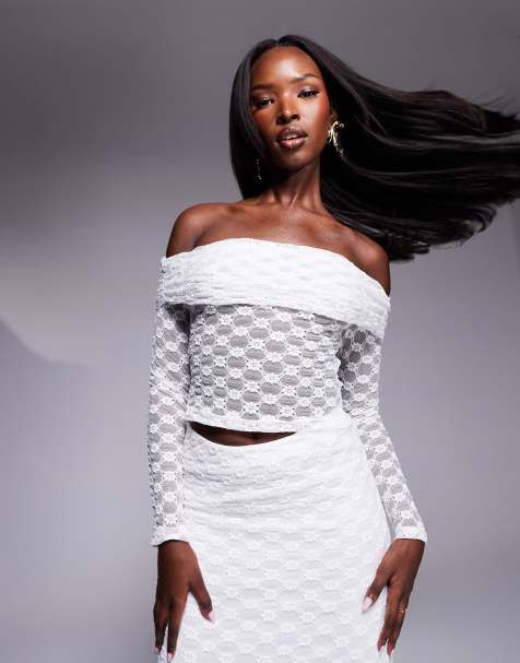 Bardot - Bardot-top van kant en mesh met lange mouwen in wit, deel van co-ord set - view 1