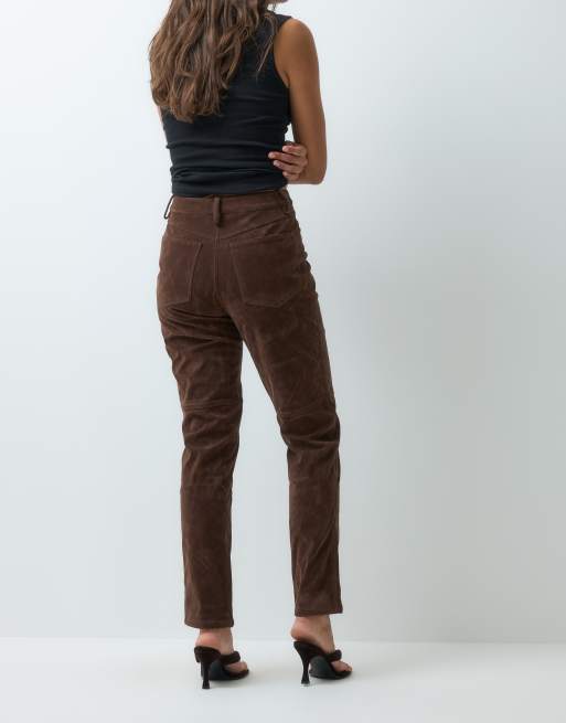 Bardot broek van imitatiesuède met hoge taille en knopen in donkerbruin, 5 van 5