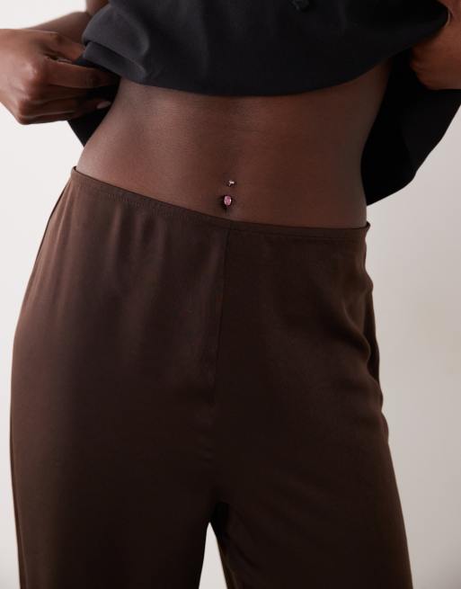 Bardot Devin mid rise satin trousers in dark chocolate , 5 of 5