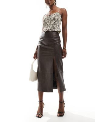 faux leather midi skirt in dark chocolate-Brown