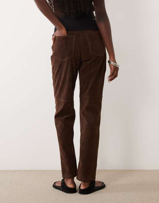 Bardot faux suede high waisted button trousers in chocolate, 3 of 5