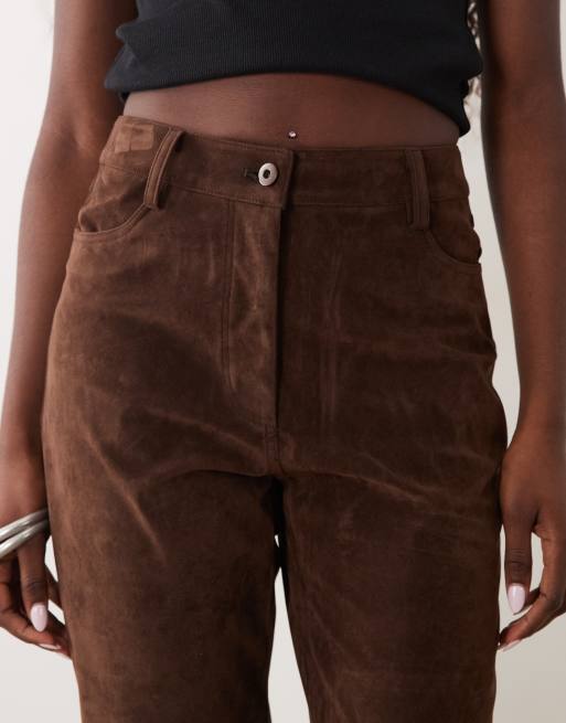 Bardot faux suede high waisted button trousers in chocolate, 4 of 5