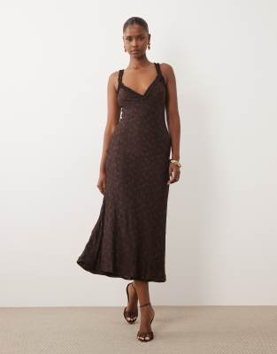 Bardot Lace Sweetheart Neck Sleeveless Midi Dress In Brown