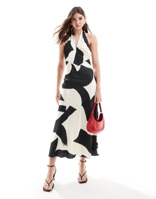 Thumbnail - Bardot - Neckholder-Maxikleid in Schwarz-Weiß aus Satin mit abstraktem Print