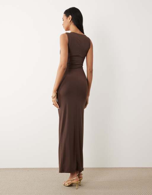 Bardot - Reed - Gedrapeerde maxi jurk met dijsplit in chocoladebruin, 4 van 4