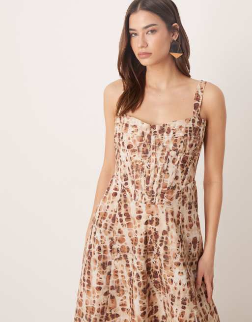 Bardot - Robe patineuse mi-longue cintrée à détail corset et imprimé abstrait - Marron, 2 de 4