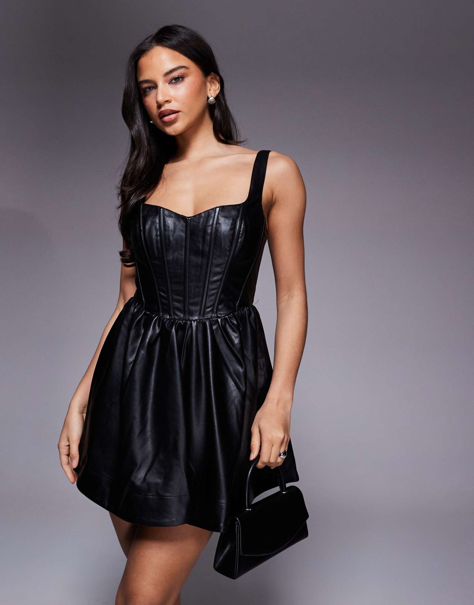 Черное платье мидакси без бретелек с глубоким вырезом из кожи Bardot Savoy leather look черного цвета