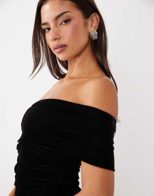 Bardot velvet one shoulder godet maxi dress in black, 2 of 4