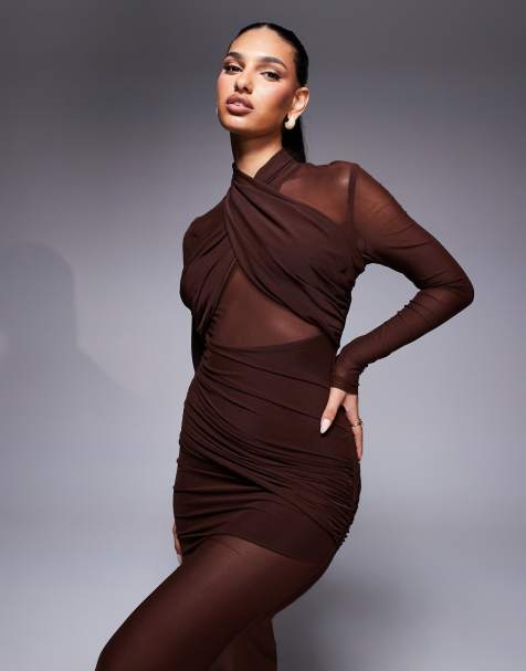 Bardot - Veria - Maxi jurk van mesh met overslag in chocoladebruin - view 1