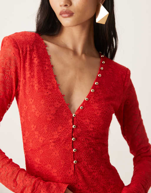 Bardot - Zenia - Vestito midi a maniche lunghe rosso con rivestimento in pizzo e scollo profondo con bottoni, 2 di 4