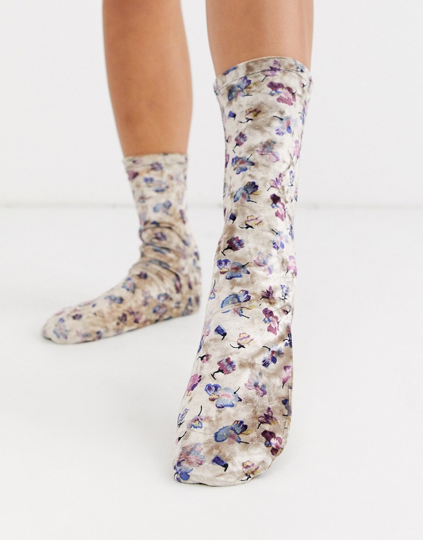 фото Бархатные носки с цветочным принтом asos design-розовый