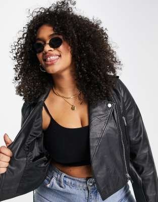 cropped sleeveless leather jacket