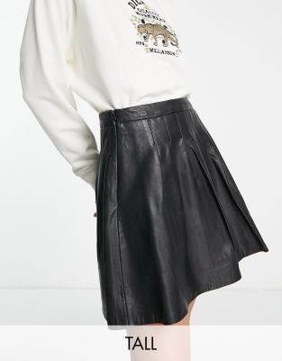 Barney's Originals Tall – Mini-Tennisrock aus echtem Leder mit Zierfalten