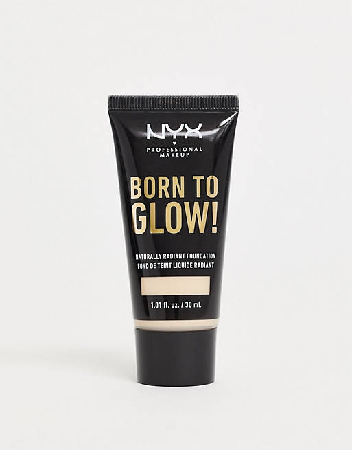 Base de maquillaje Born To Glow Naturally Radiant de NYX Professional Makeup