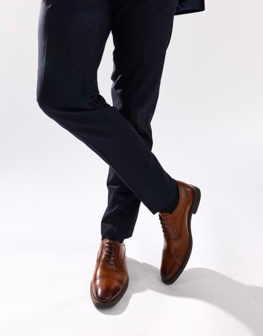 Base London Ascot toe cap oxford shoe in tan, 4 of 4