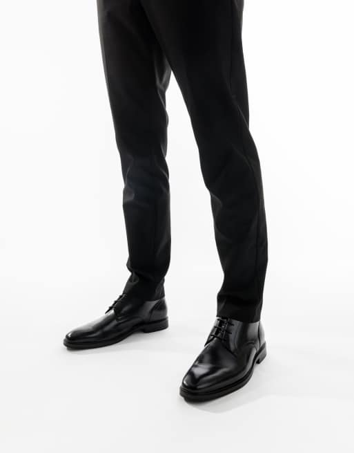 Base London Belgrave chukka boot in black, 5 of 5