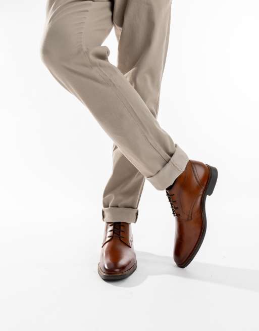 Base London Belgrave chukka boot in tan, 4 of 5