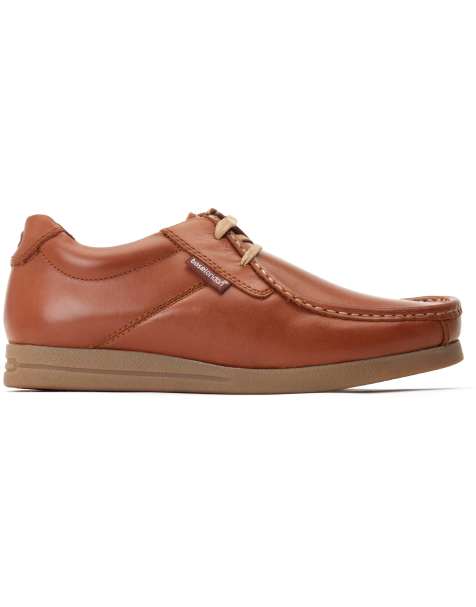 Base London Event waxy shoe in tan - view 1