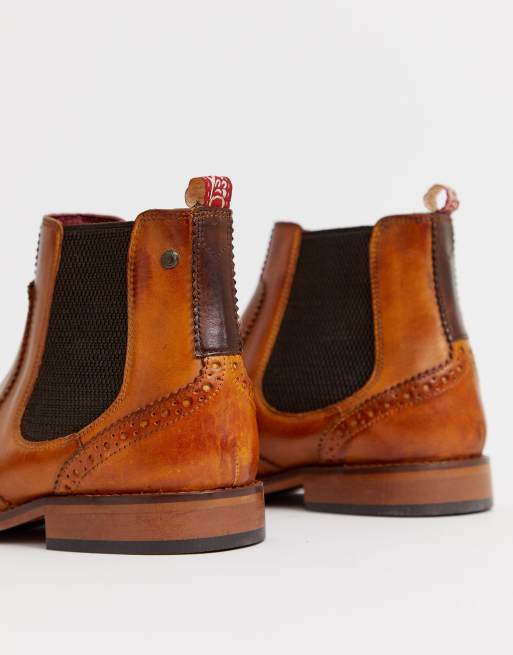 Base hot sale chelsea boots