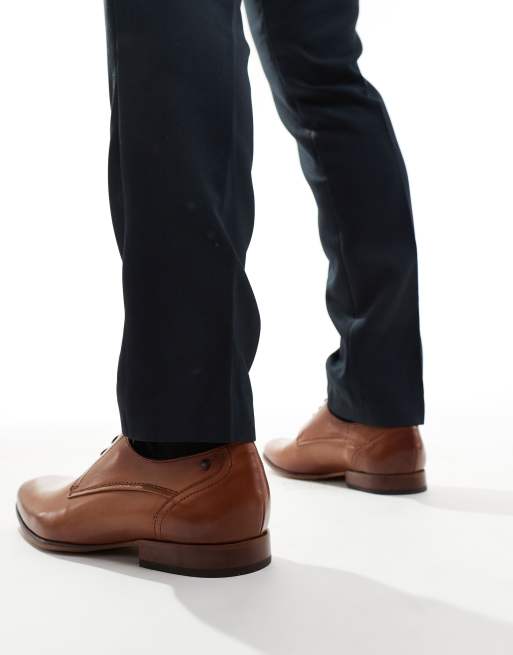 Base London Gambino in tan, 2 of 4