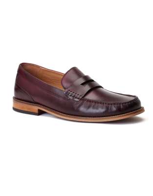  Garfield penny loafer in wine