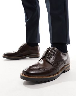 Base London Gibbs Washed Brogue in Brown