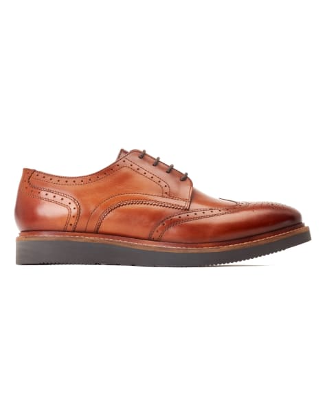 Base London Joe brogue shoe in tan leather - view 1