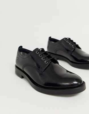 base shoes