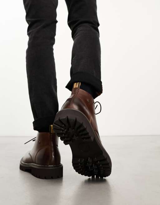 Base clearance chukka boots