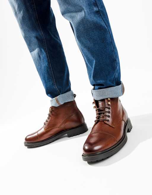 Base London Mercer toe cap boot in tan, 4 of 4