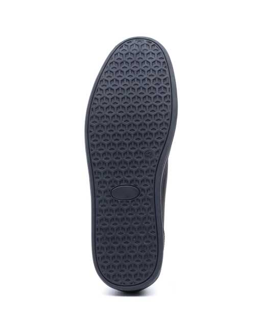 Base London Rise chukka boot in black, 3 of 4