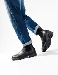 Base London Roebuck chelsea boot in black