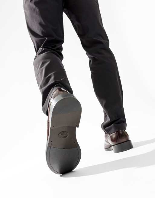 Base London Roma toe cap shoe in brown, 2 of 4