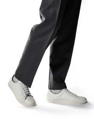  Tucker sneaker 