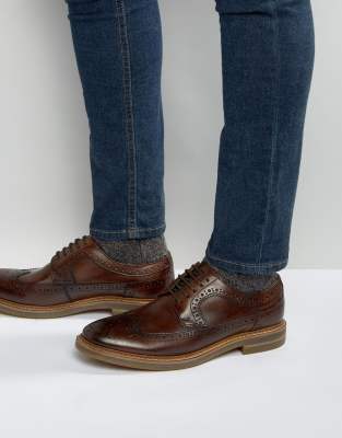 base turner brogue