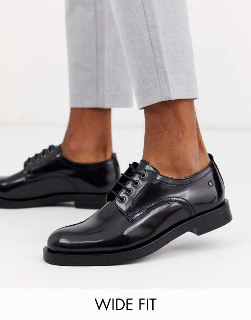 Base London Wide Fit Keats lace up shoes in hi shine black | ASOS