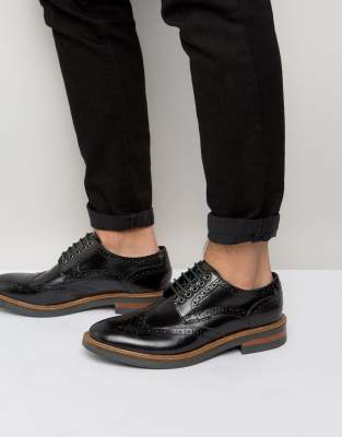 base brogues