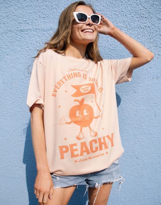 Batch1 unisex retro style everything is peachy graphic t-shirt in peach